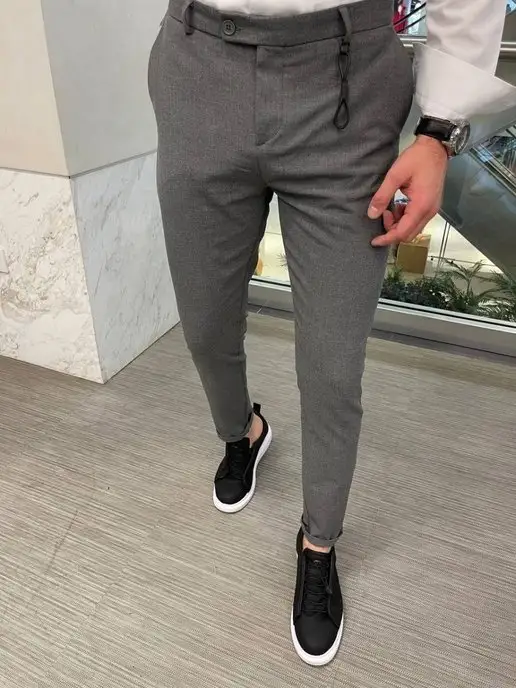 Какие брюки носить мужчинам в 2023 году, чтобы выглядеть стильно
