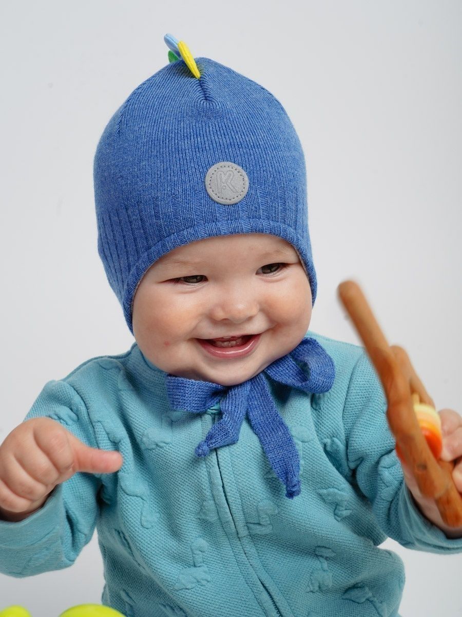 Красочная вязаная шапка в рубчик для детей
